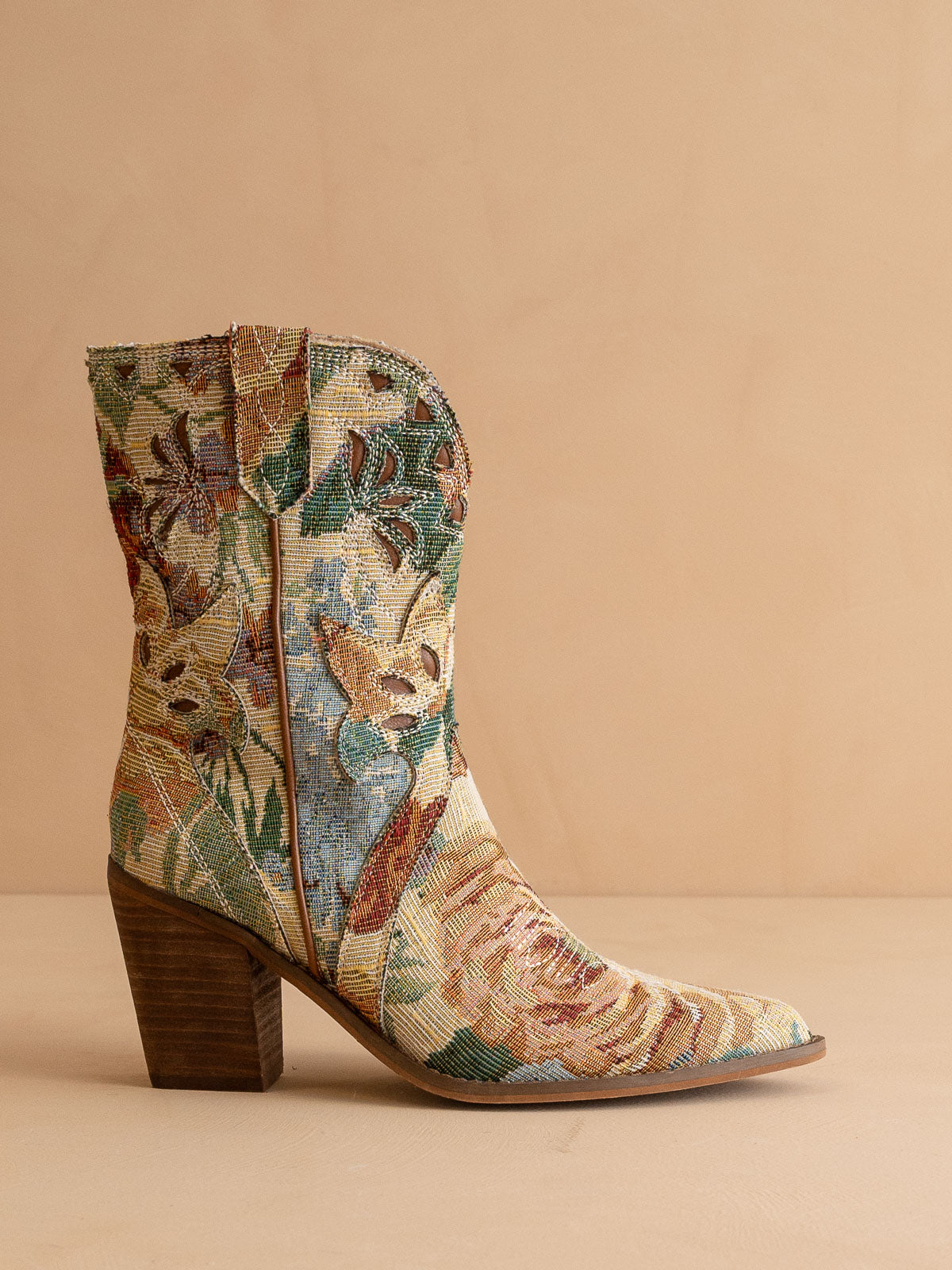Oasis Society Review: The Sorrel Floral Tapestry Western Bootie