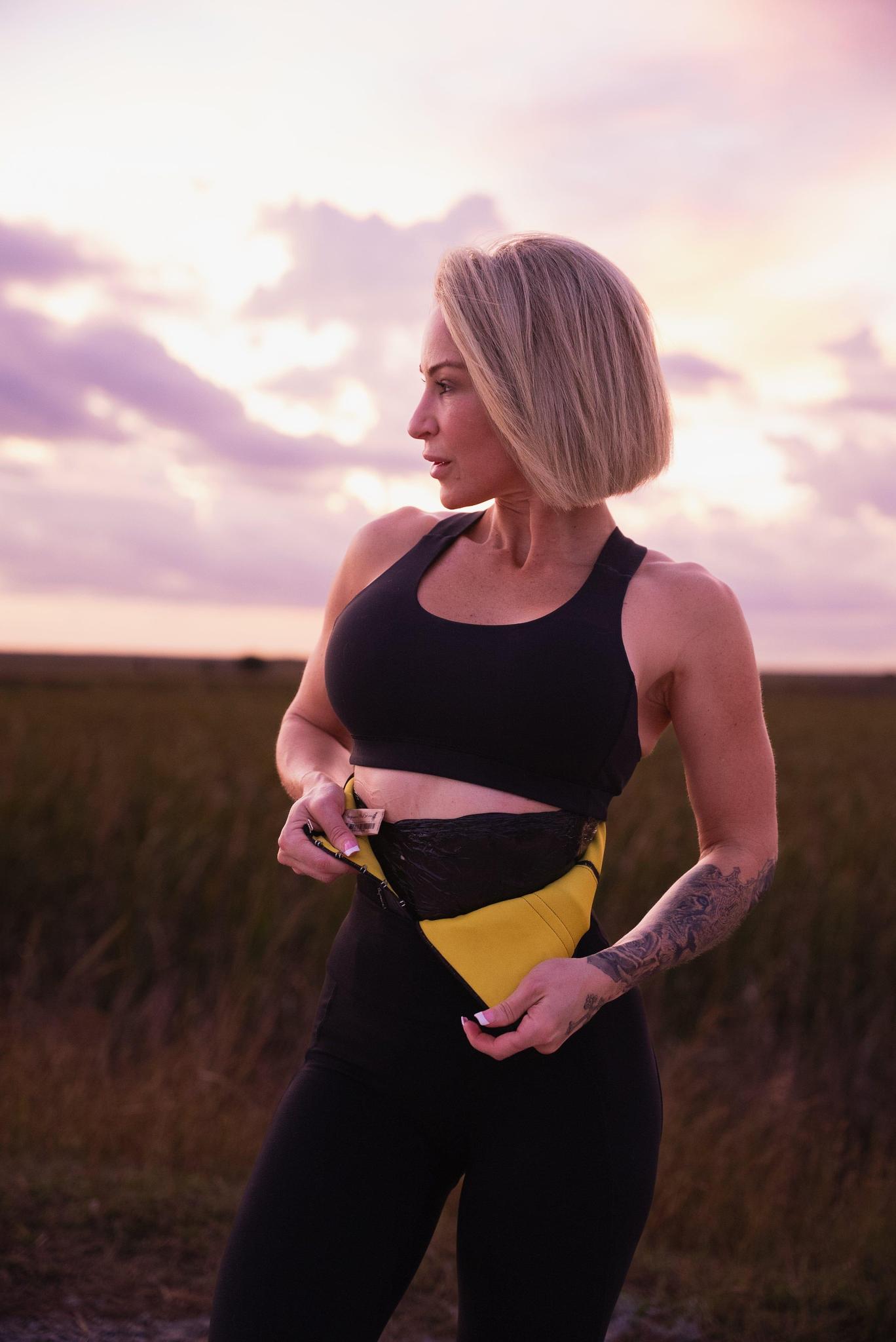 SqueezMeSkinny Neoprene Waist Trainer Review: Sauna-Effect Shapewear